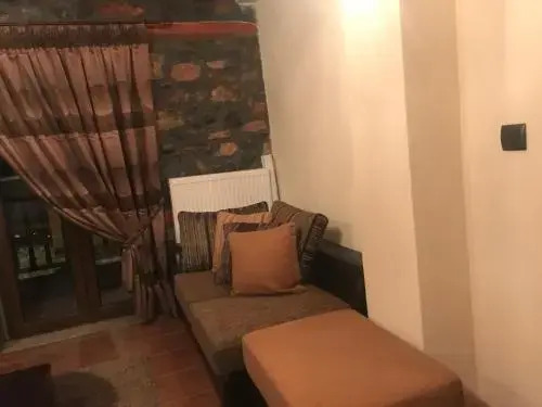 Anesis Suites