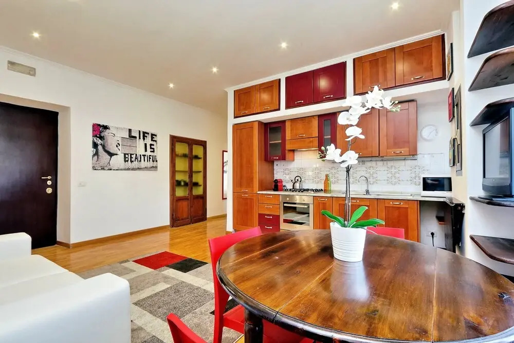 Cozy Leone - My Extra Home