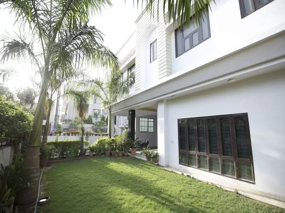 OYO 13790 Hotel Satya Regency