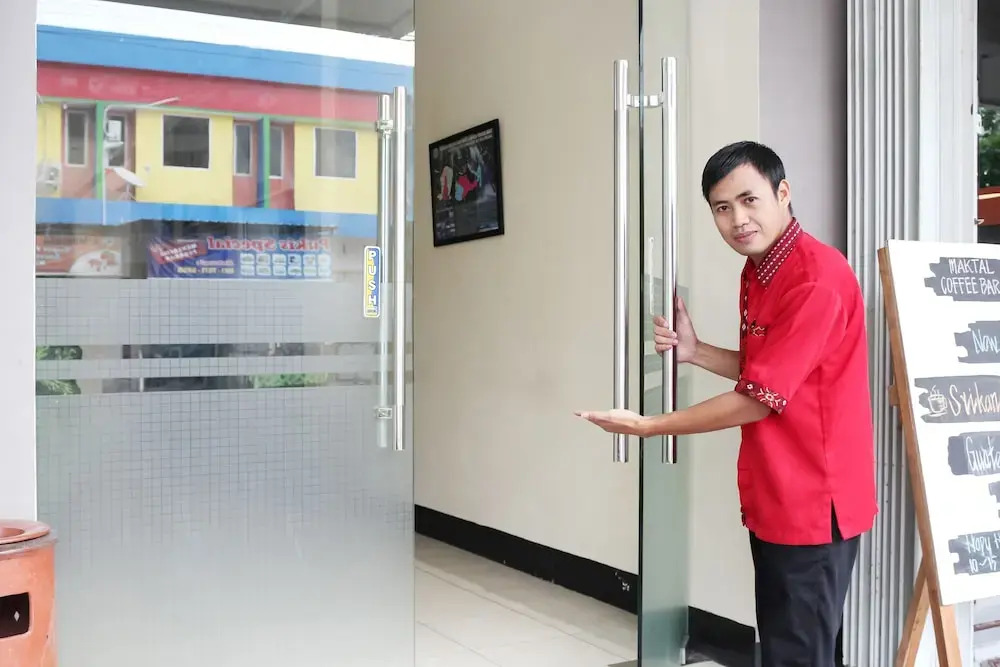 Airy Mataram Cakranegara Maktal 3 Lombok