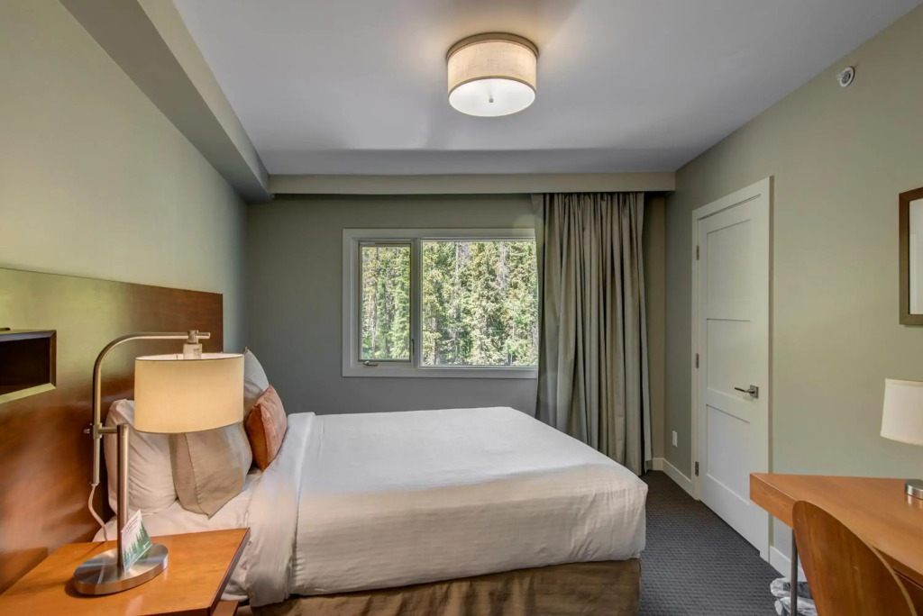 The Juniper Hotel & Bistro