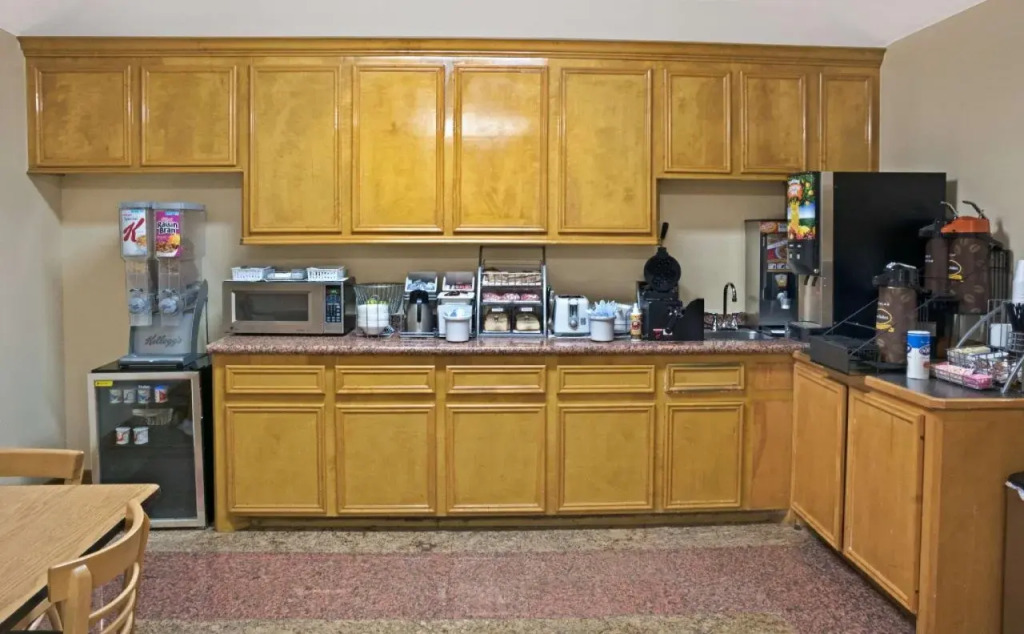 SureStay Studio by Best Western Conroe Downtown
