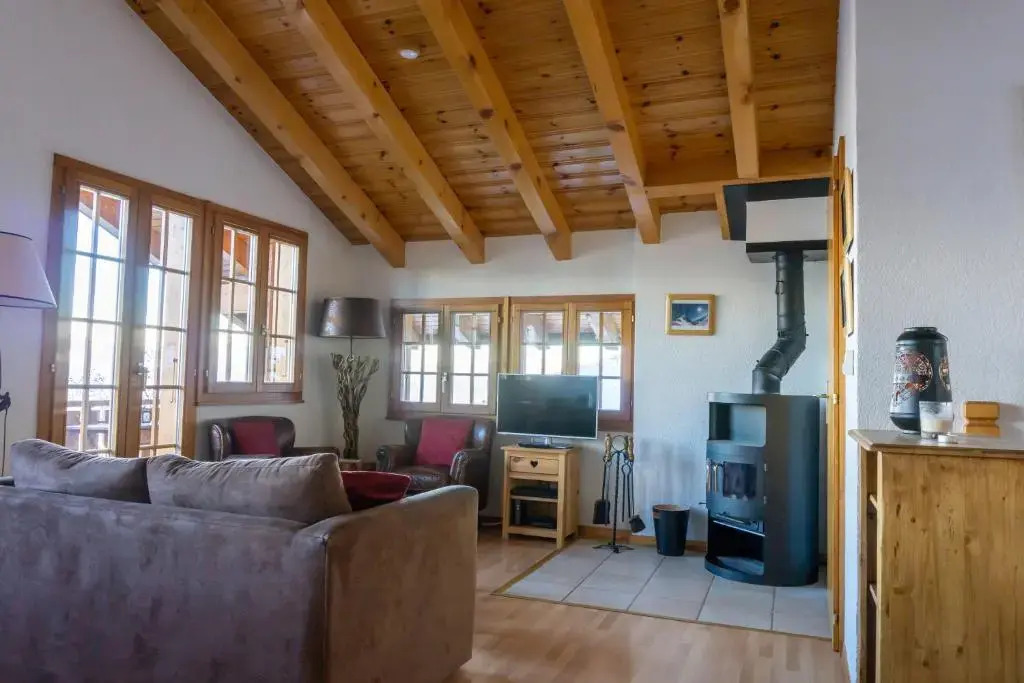 Chalet le Joyau in Nendaz - Sleeps 6 - Panoramic Views - 4 Vallées