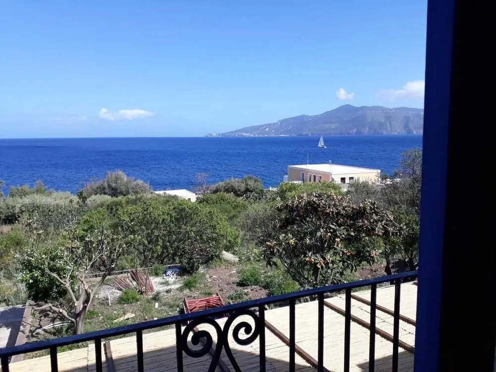 Apartment With 2 Bedrooms in Salina, With Wonderful sea View and Terrace Near the Beach