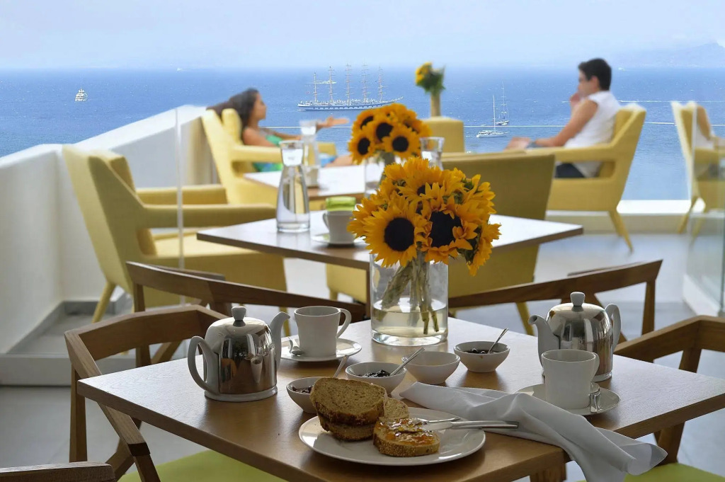 Отель Myconian Korali Relais & Chateaux