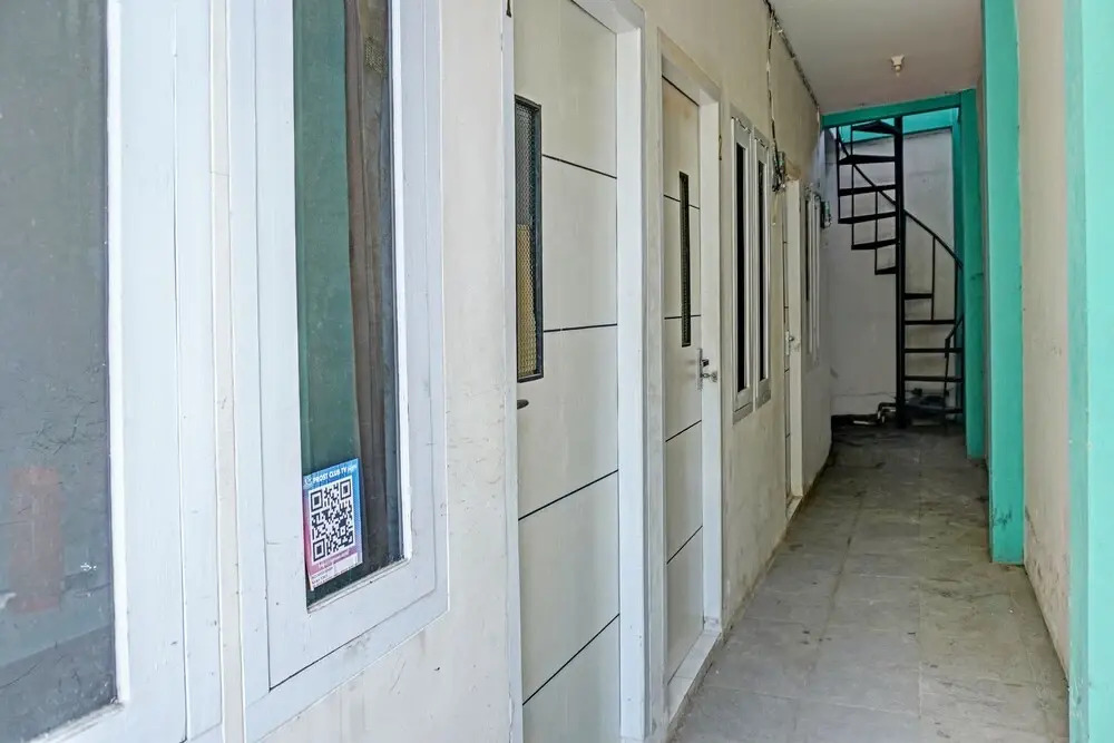 OYO Life 92684 Kost Mutiara Nirwana