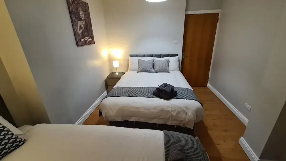 Waterworks En suite Rooms with Private Living Room