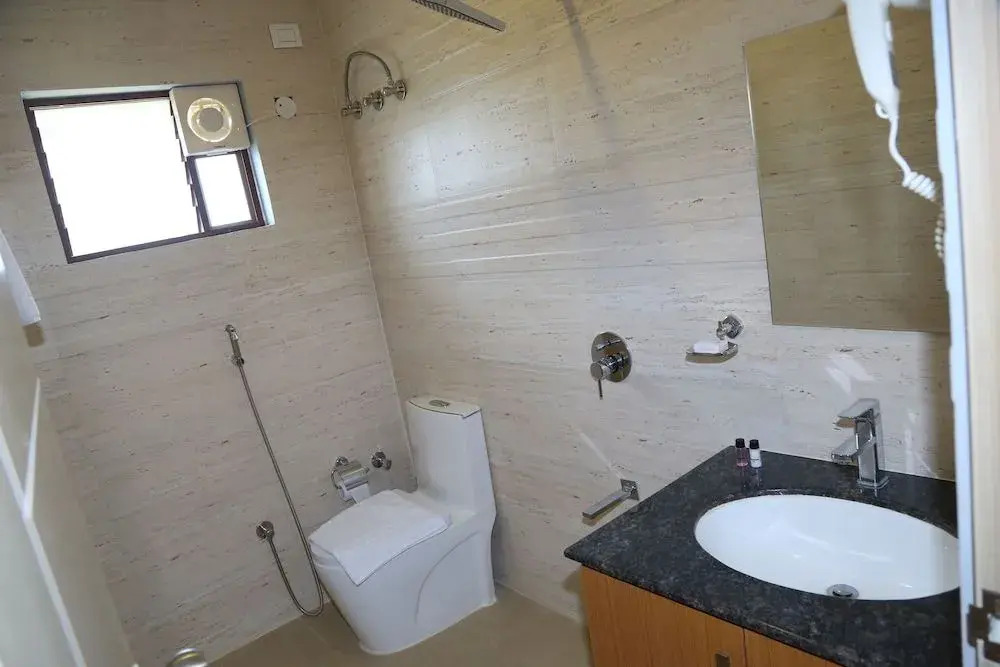 G K Hill View Resort