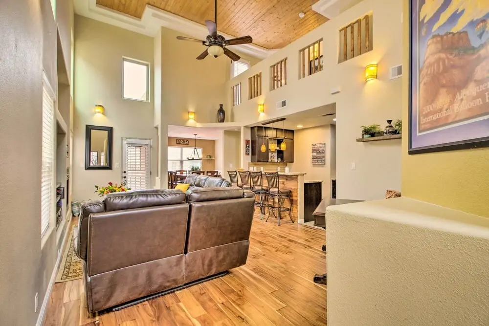 Albuquerque Vacation Home Rental with Hot Tub