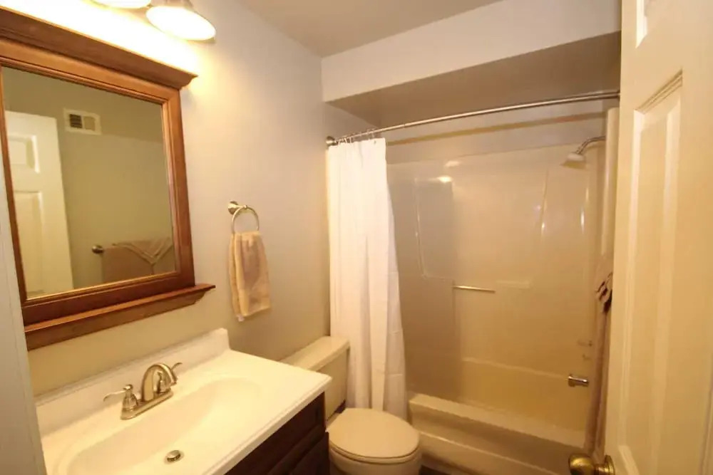 Swiss Village - 2 Br Condo