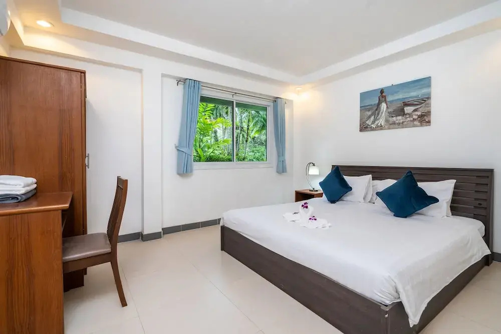 Kamala Beach Front Villas