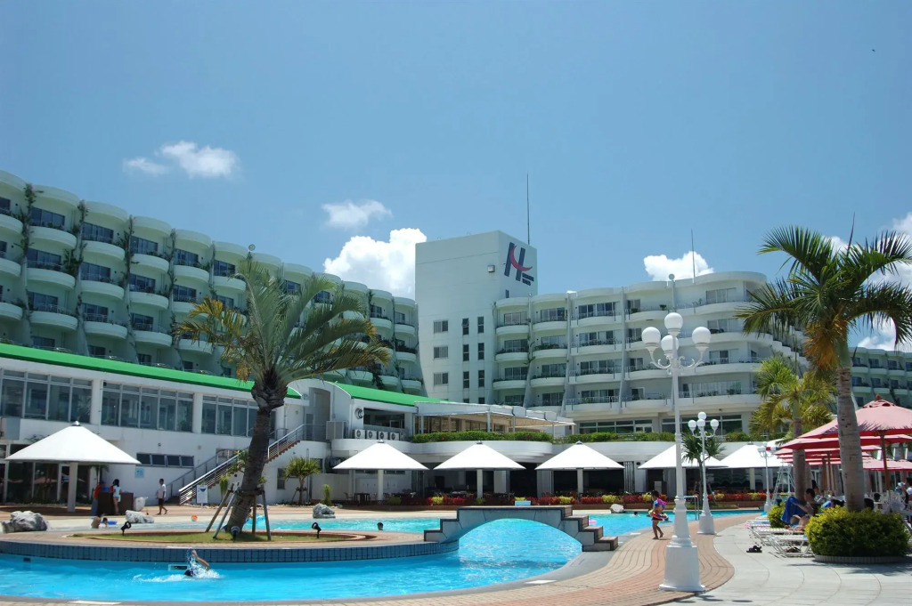 Okinawa Kariyushi Beach Resort Ocean Spa
