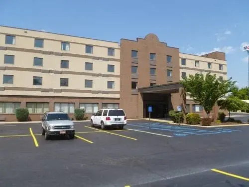 Super 8 Bridgeport