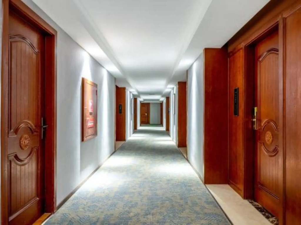 Junyi Haoting Holiday Hotel