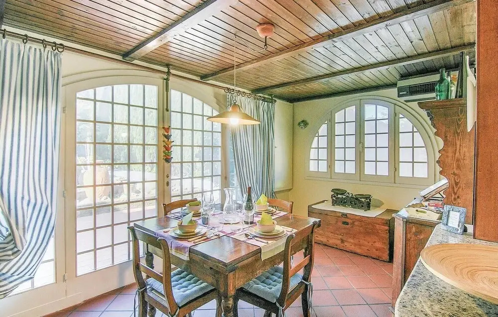 Awesome Home In Massarosa -Lu