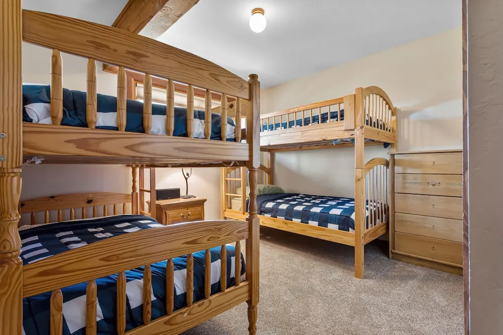 AMAZING VIEWS- MODERN HOME- SH #14 by Bear Valley Vacation Rentals