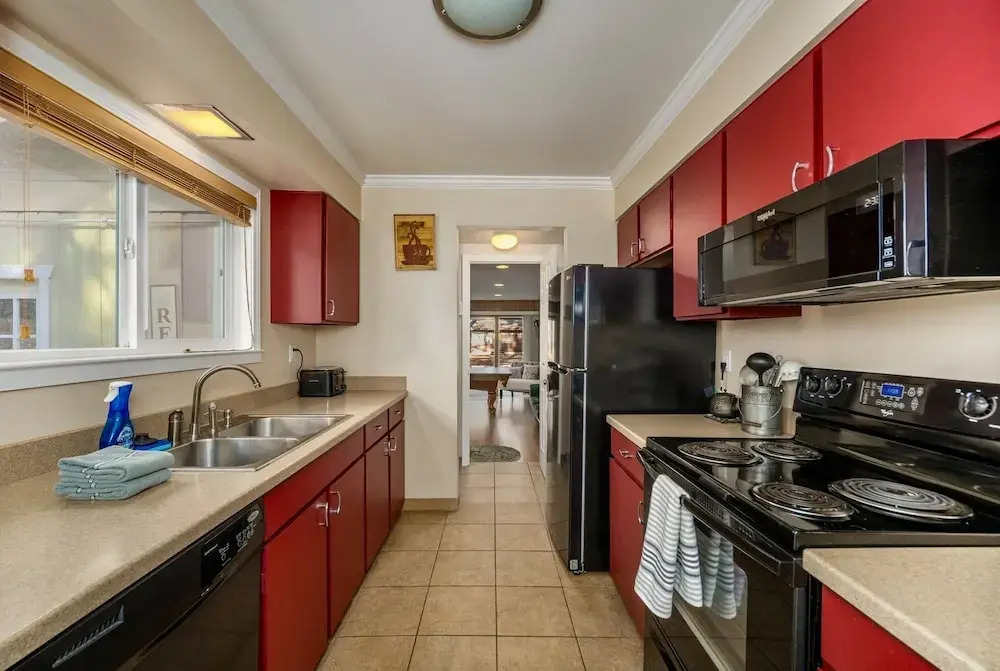 846 Stanford 3 Bedroom Home