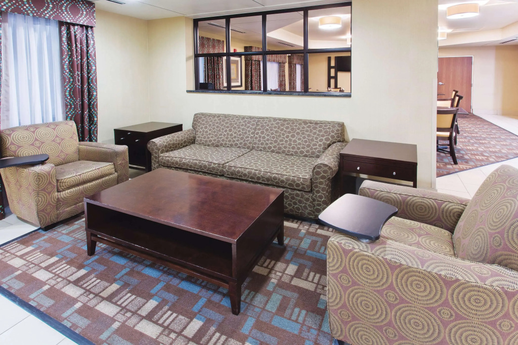 La Quinta by Wyndham Columbus - Grove City