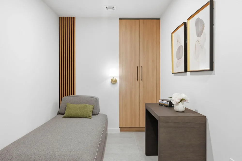 Stylish Miami Stay for 5 Guests