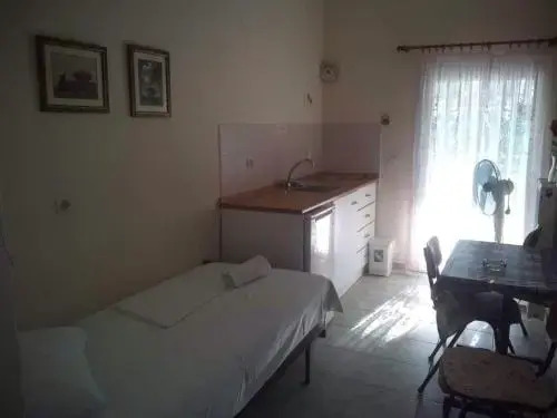 Aktaion Hotel