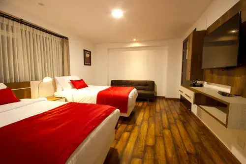 San Blas Hotel & Suites Ecuador