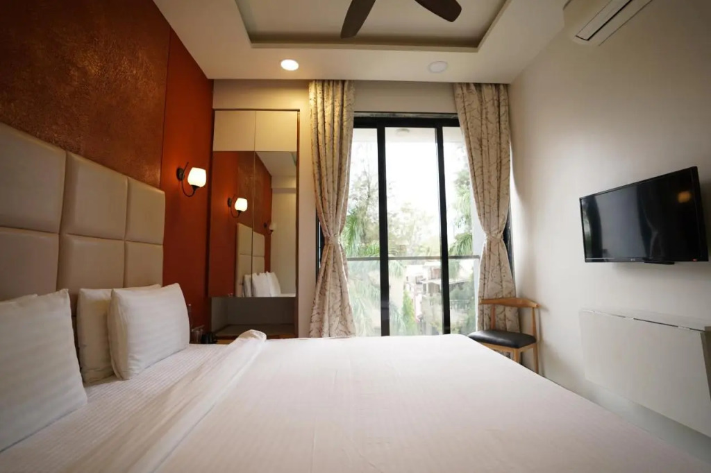 Treeo Resort Lonavala Pure Veg