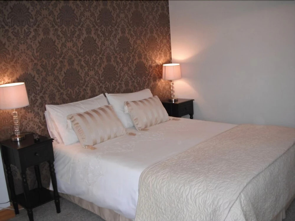 Briar Lodge