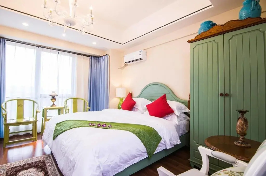 All Right Hotel