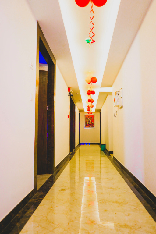 Hotel Ishaan Palace Near IGI Delhi Airport