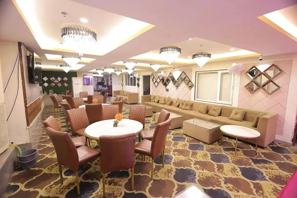 Hotel Royal Galaxy Blest Park