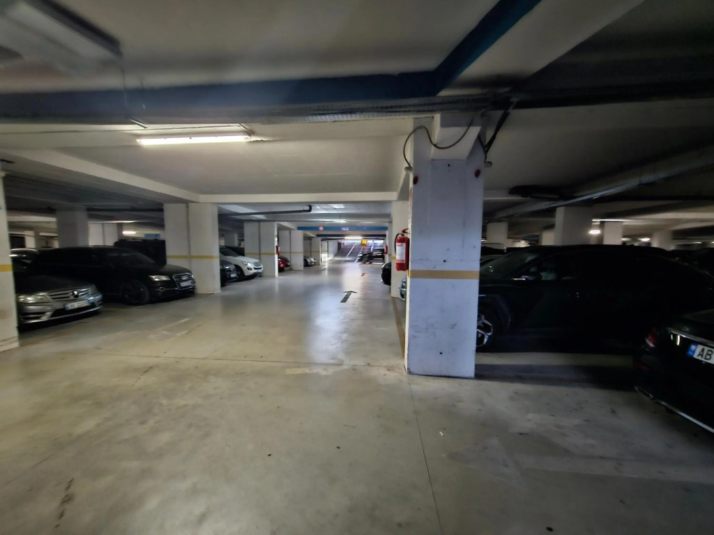 Pleasing Place with free parking on site in Tirana Komuna e Parisit