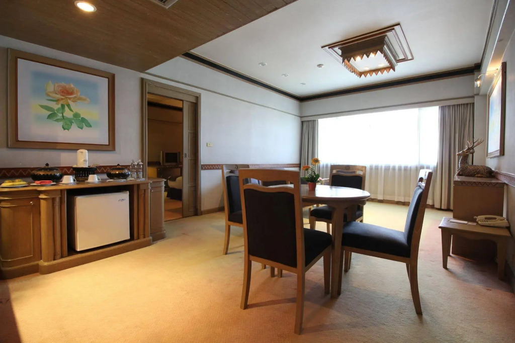 Chiang Mai Hill Hotel