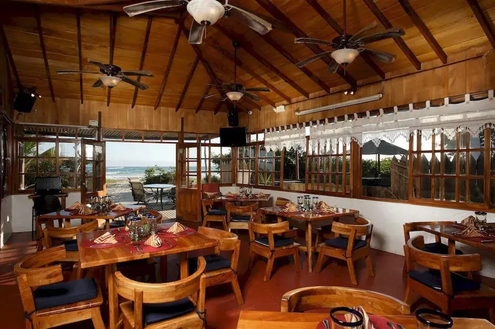 Hotel Isamar Galapagos Beachfront