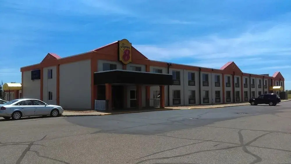 Super 8 by Wyndham Monticello
