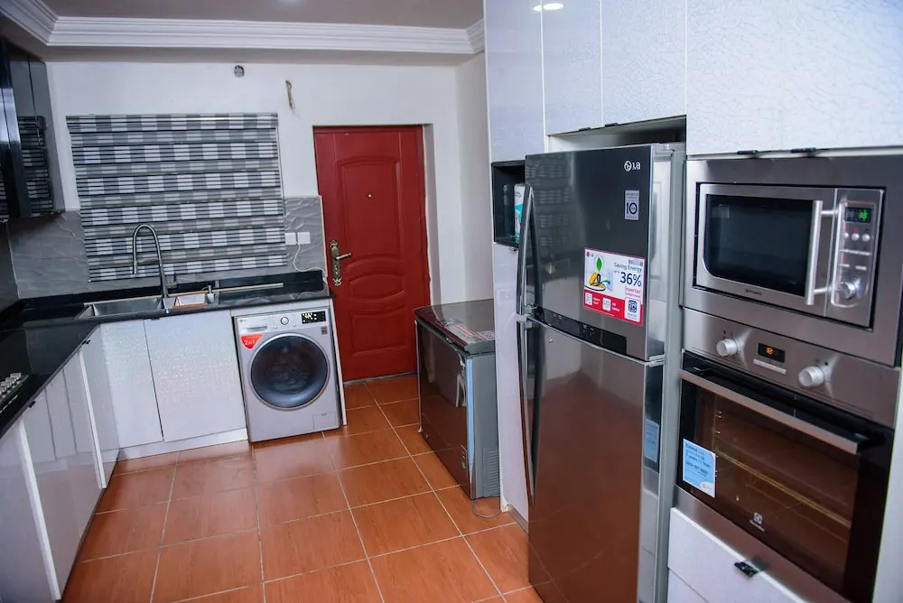 Furnished 4 Beds Semi-det House in Abuja, Nigeria