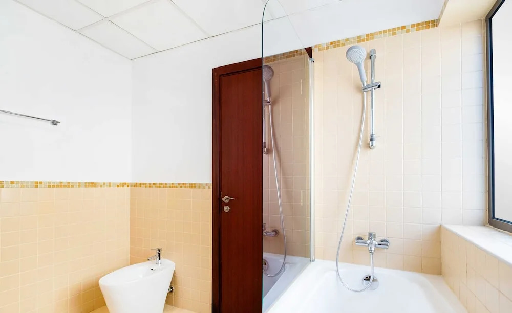 LUX The JBR BlueWaters View Suite 2