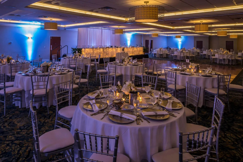 Crowne Plaza Hotel and Suites Pittsburgh South by IHG