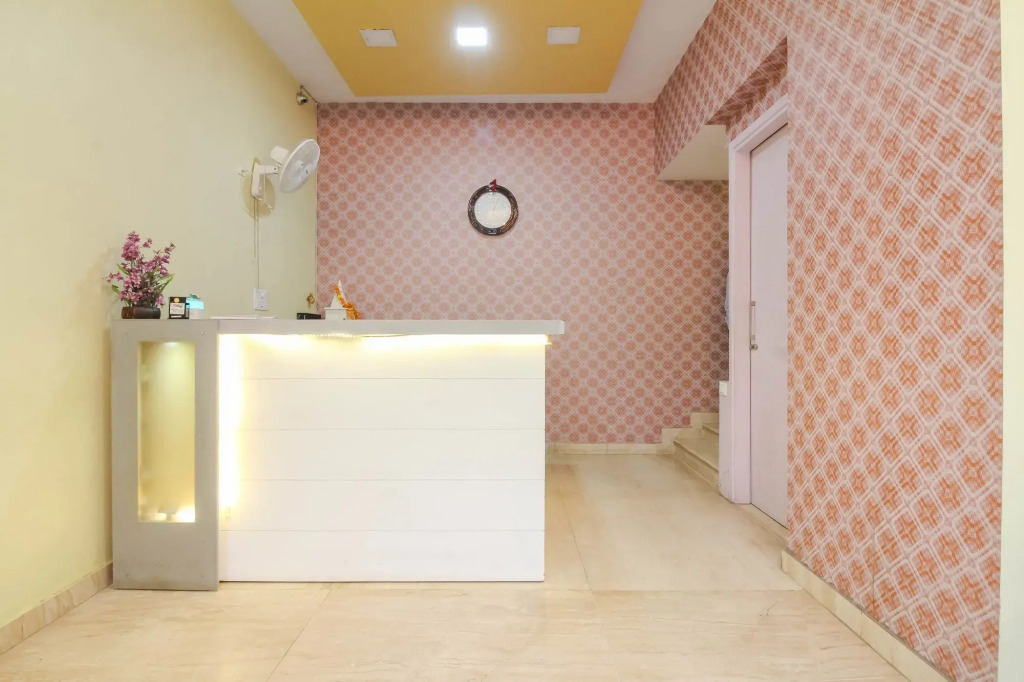 The Asian Suites B 583 Huda Metro