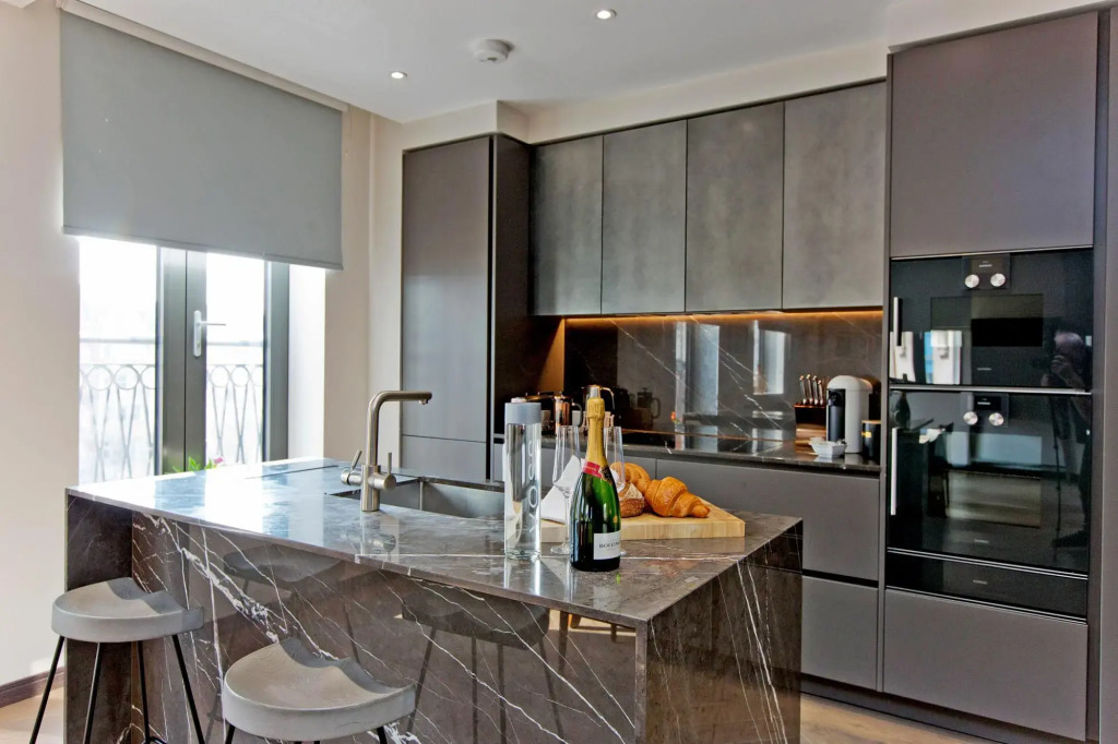 Gs17 - 3 Bed Deluxe in London