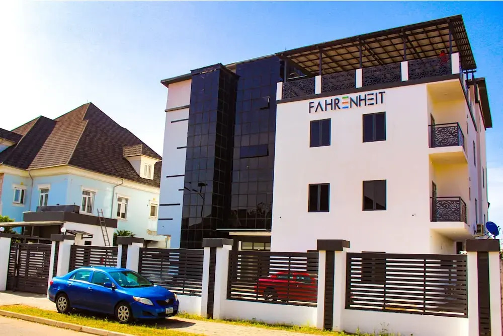 Fahrenheit Hotel