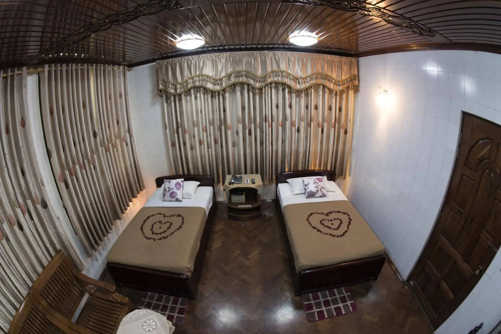 Mann Myanmar Inn