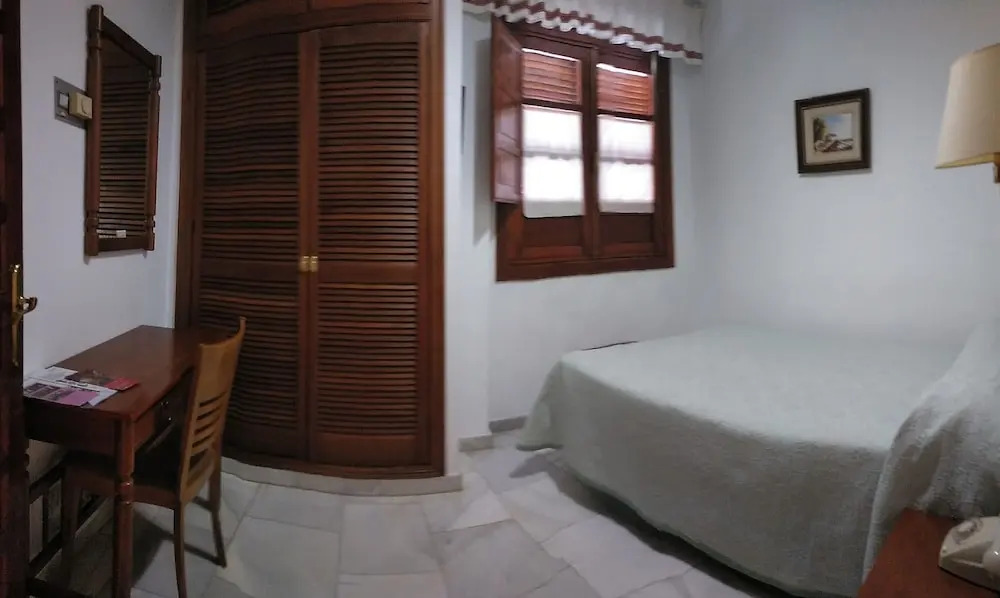 Hotel Albucasis