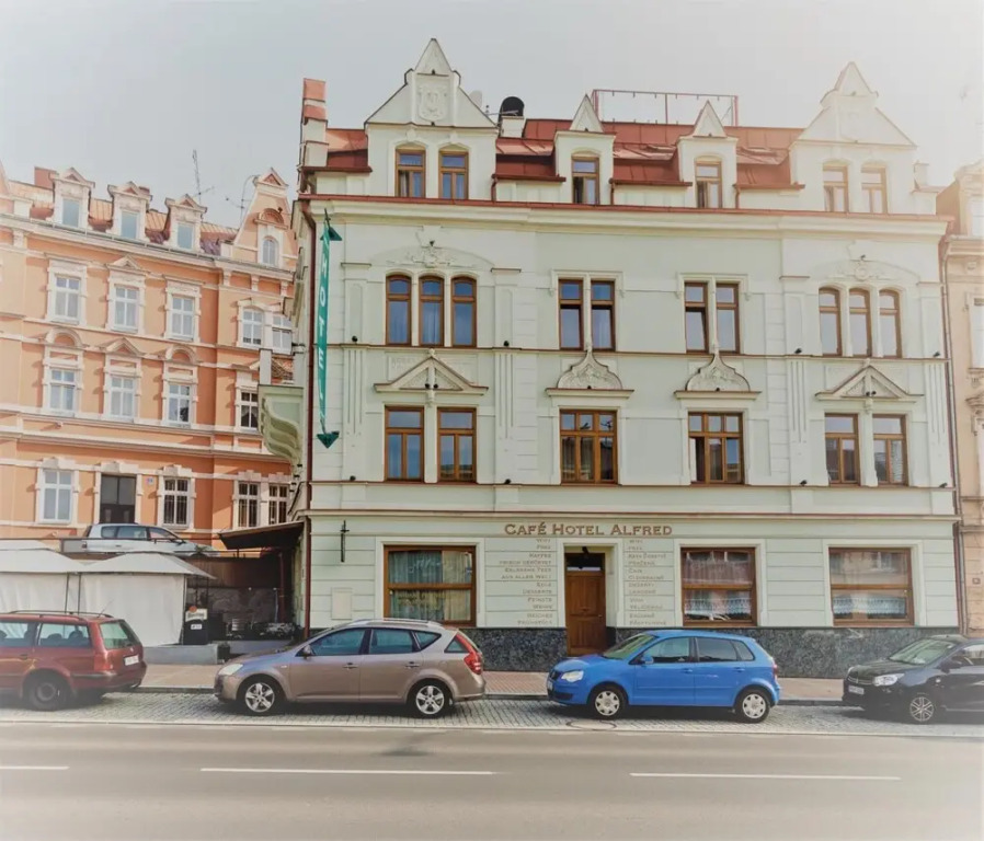 Hotel Alfred