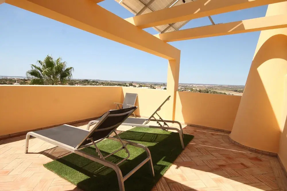 Sunset Villa