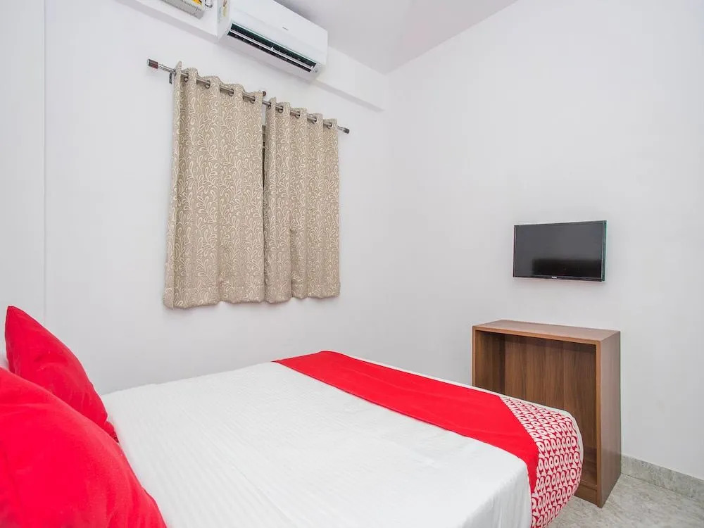 Super Hotel O Varcity Comforts Near St. John Medical College