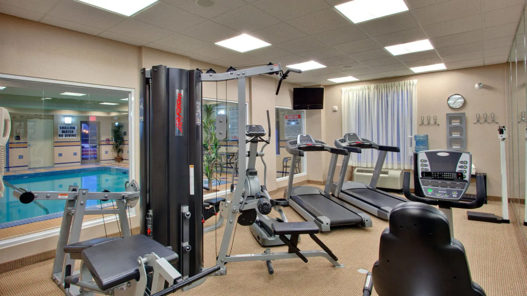 Holiday Inn Express & Suites Huntsville by IHG