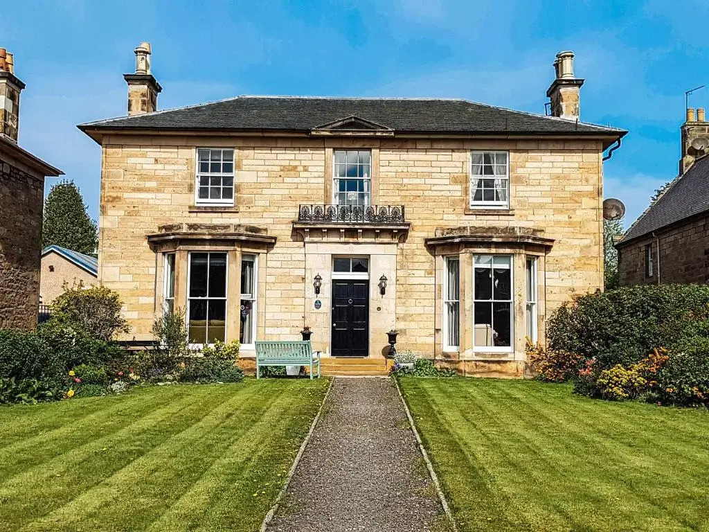 Moraybank Bed  Breakfast