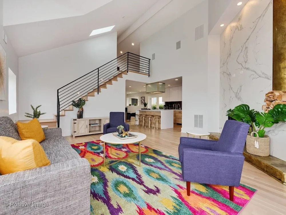 4 BDR Penthouse with Views