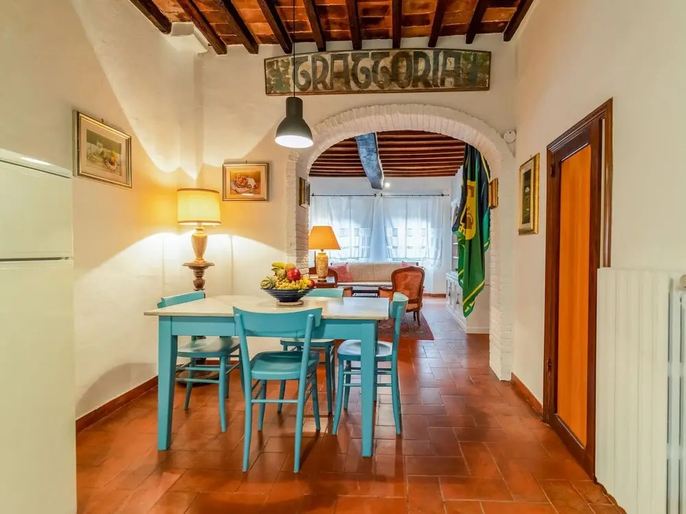 Vintage Holiday Home in Montepulciano With Heating