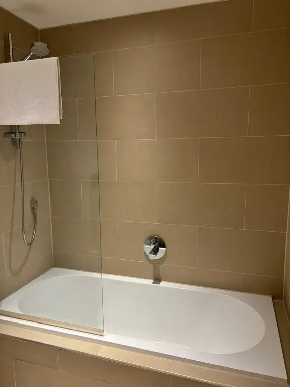 Executive Level Quartermile two Bedroom Apartment - Extremely Central
